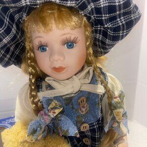 The Emerald Doll Collection 2001 Collection Porcelain new with box handpainted